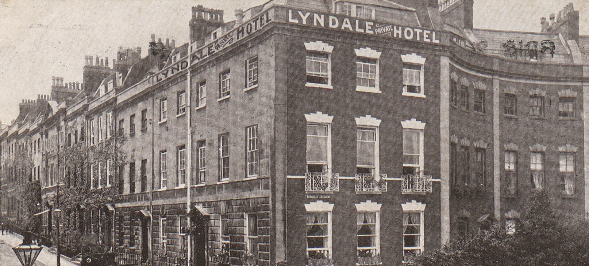 lyndale hotel banner